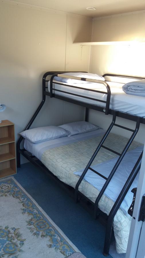 Annies Nirvana Lodge Backpackers Takaka Exterior foto